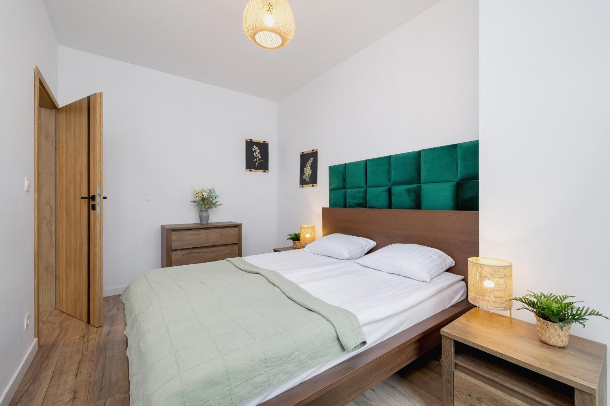 Exclusive Apartment In Katowice With Balcony, Parking, Gym And Sauna By Noclegi Renters Exterior photo